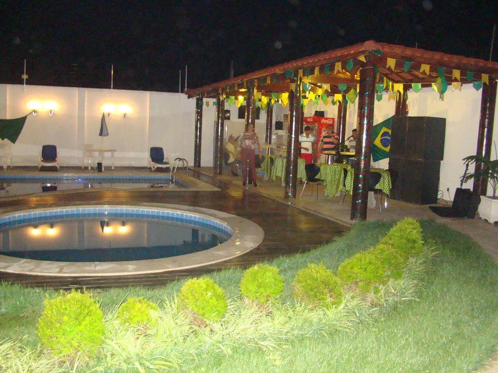 Hotel Paraiso Das Aguas Tucano Exterior photo
